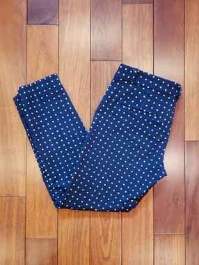 Banana Republic Women's size 2P Black and White Polka Dot Capri Pants